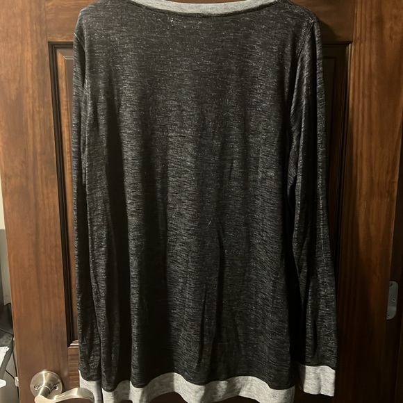 NWT- Maurice’s Top size 2 - Picture 4 of 4